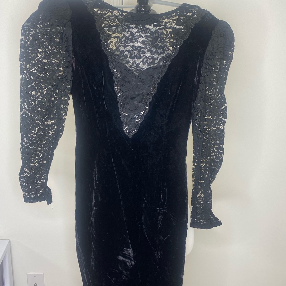 Black lace dress